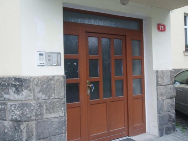 Hledá se spolubydlící - 10