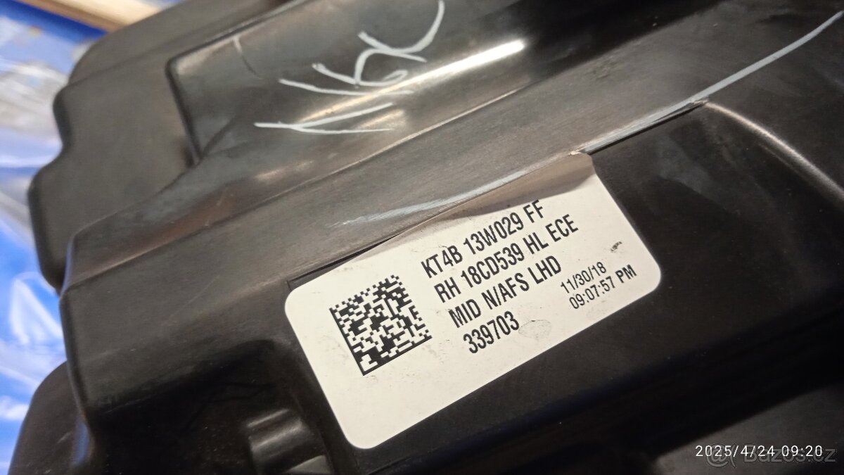 Světlo Ford Edge - 10