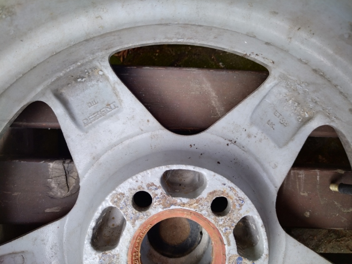 ALU disky DEZENT - 5x100 R15 ET38 - 10