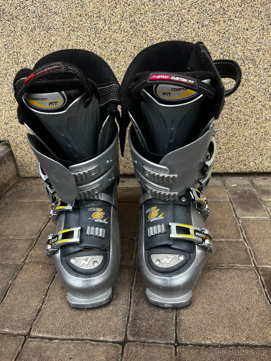 Lyže a lyžáky dámské - 10