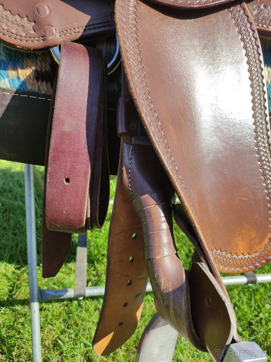 Westernové sedlo 15" - 10