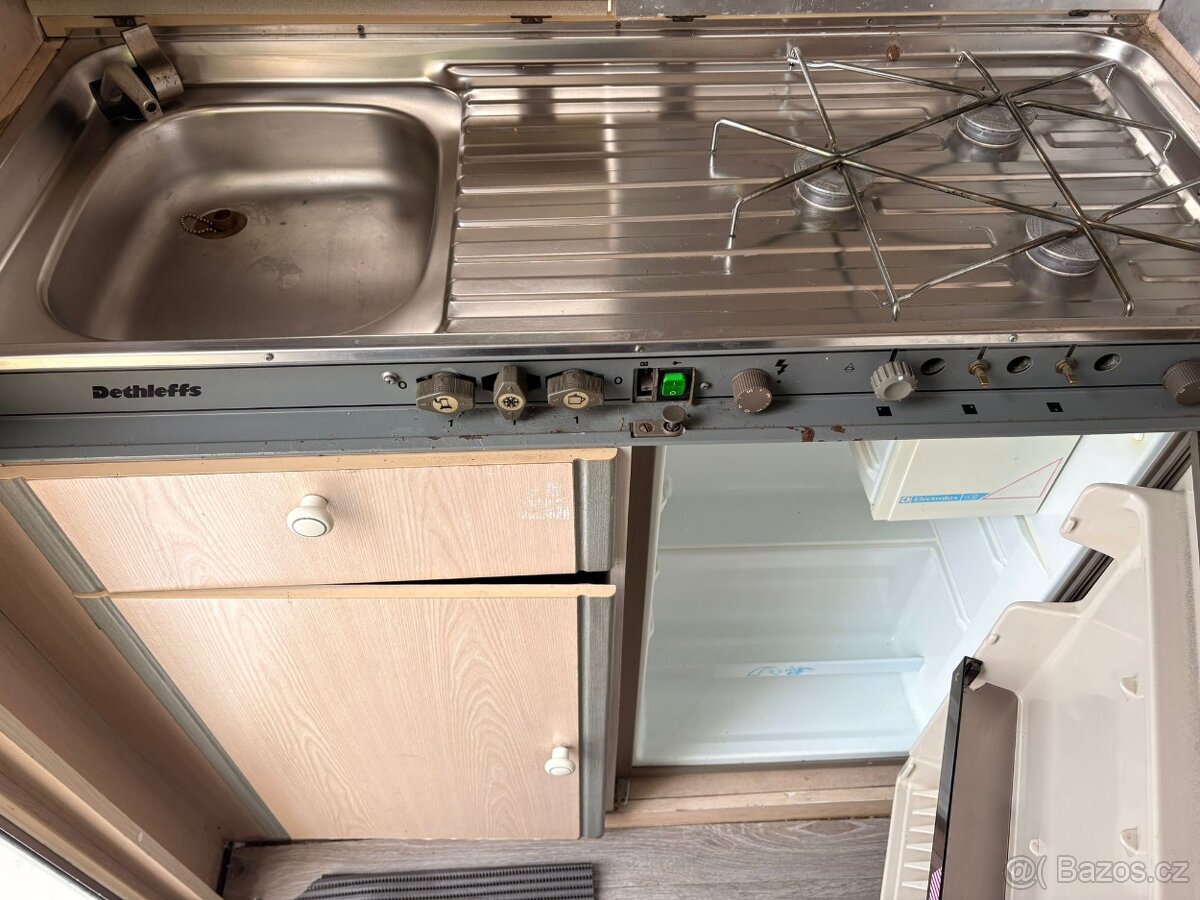 Dethleffs 380, WC, 100km/h - 10