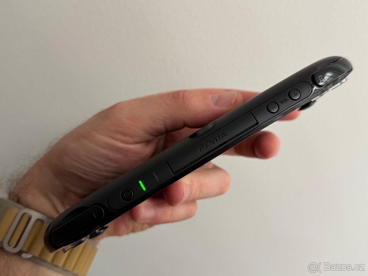 PS Vita Slim, 64GB, Flash - 10