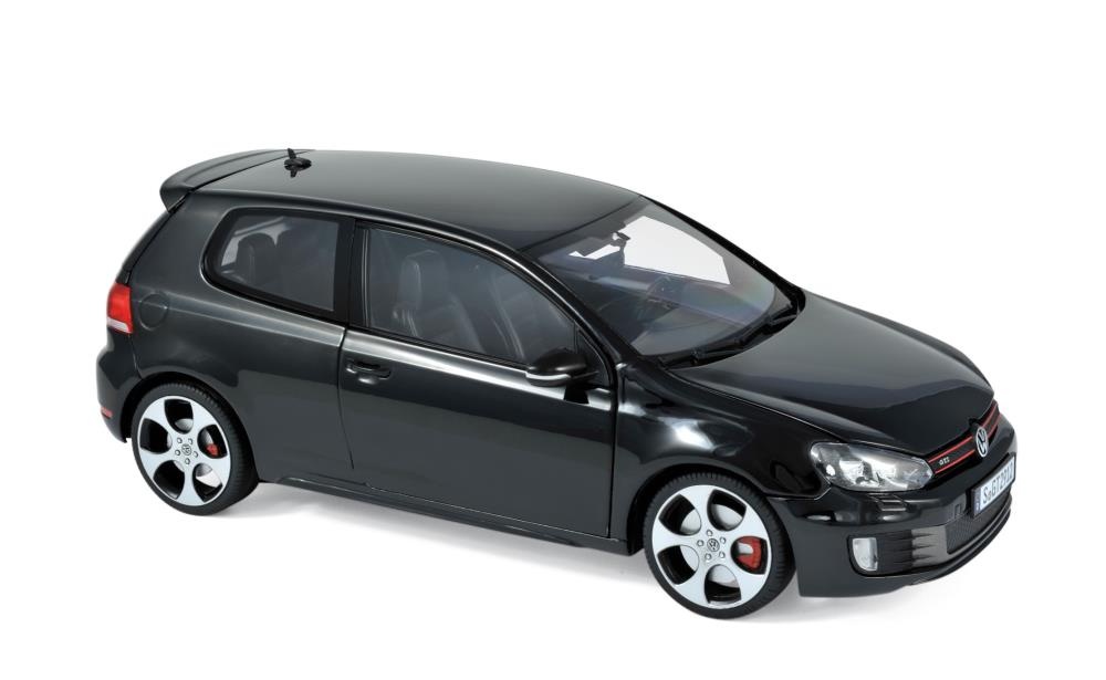 Prodám modely aut 1:18 jako nové - 10