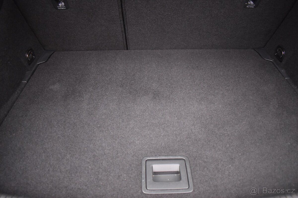 Volkswagen Golf 1.6 TDI 77kw Nová STK - 10