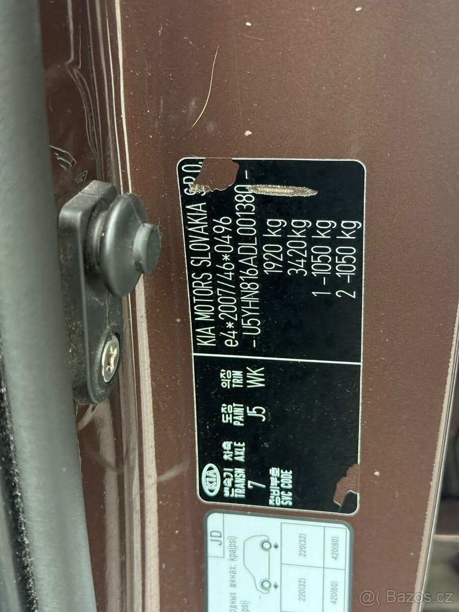 Kia Ceed 1.6 CRDi 94 kW Manuál 2012 - 10