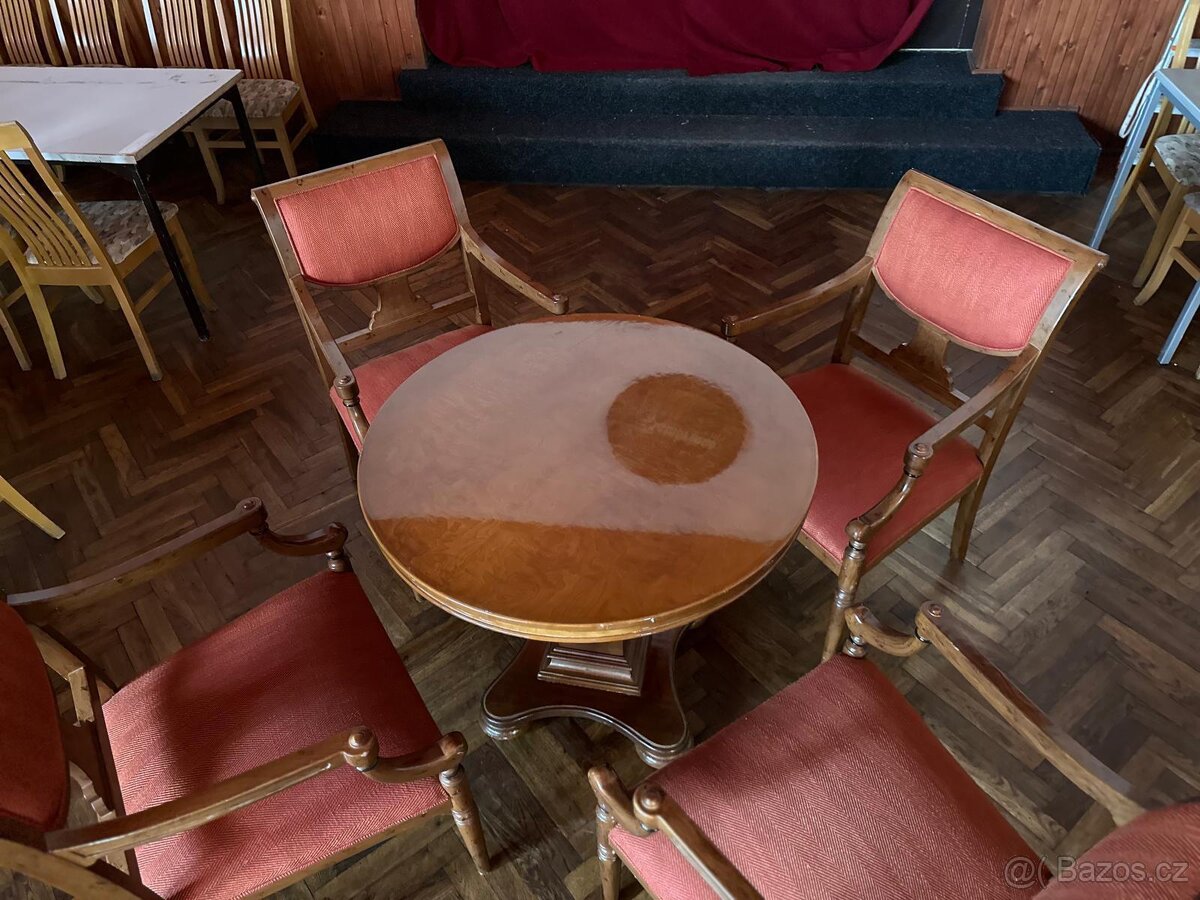 Prodám set 4 křesla + stůl - 10
