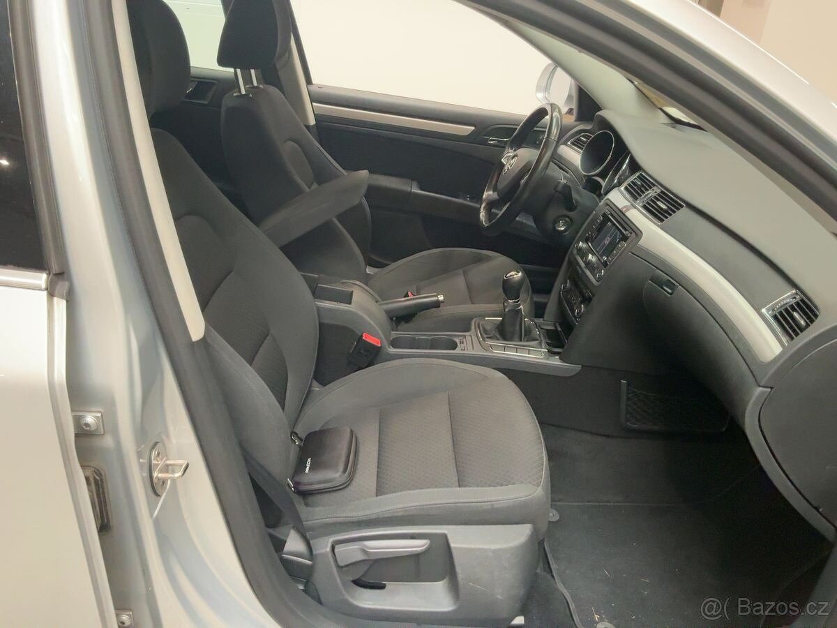 Prodám Škoda superb 2.0TDI 125KW R.V 2015 DPH - 10