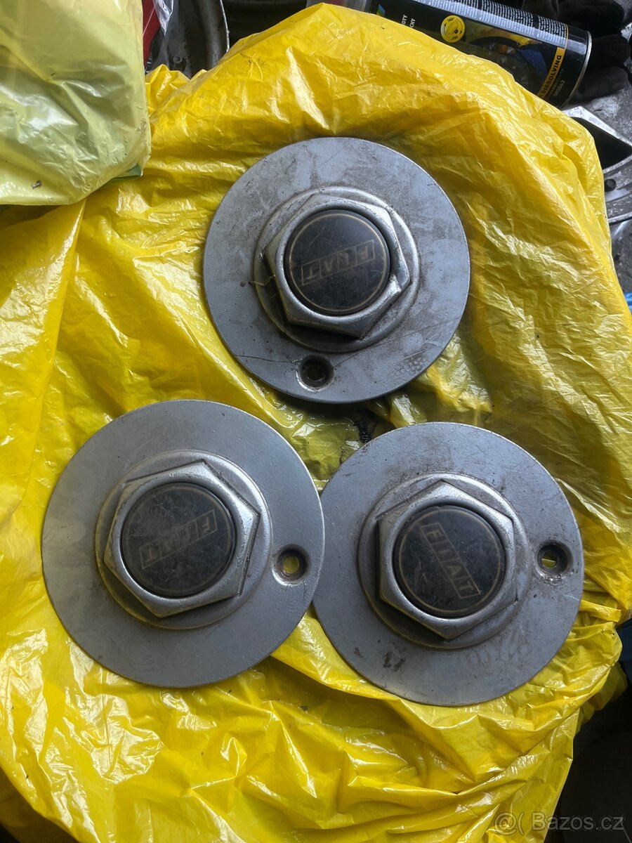 Různé retro pokličky / kryty středu ALU disků - 10