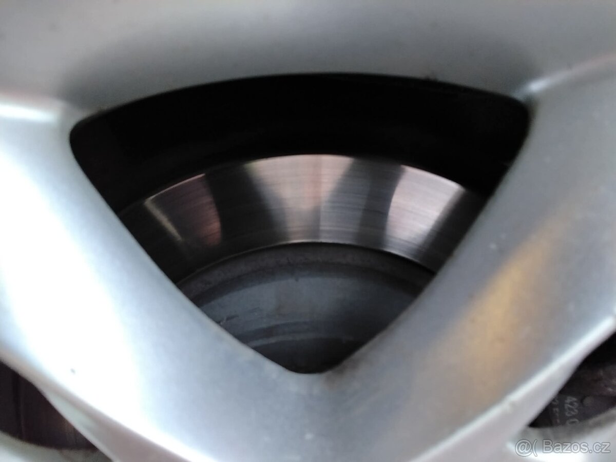 Prodám MERCEDES – BENZ VITO V6 122 C - 10