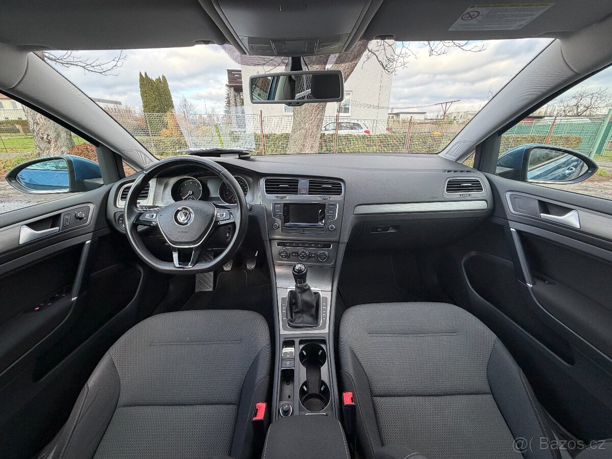 Volkswagen Golf 1,4 TSi Serviska, ParkPilot, ALU - 10