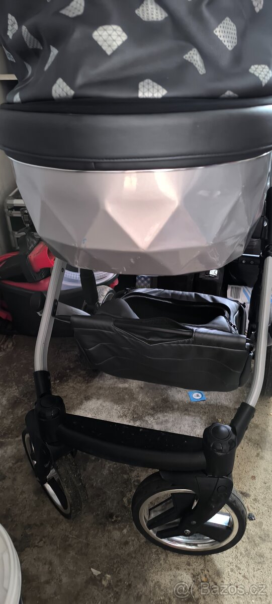 Junama Diamond Glo V2 - 10