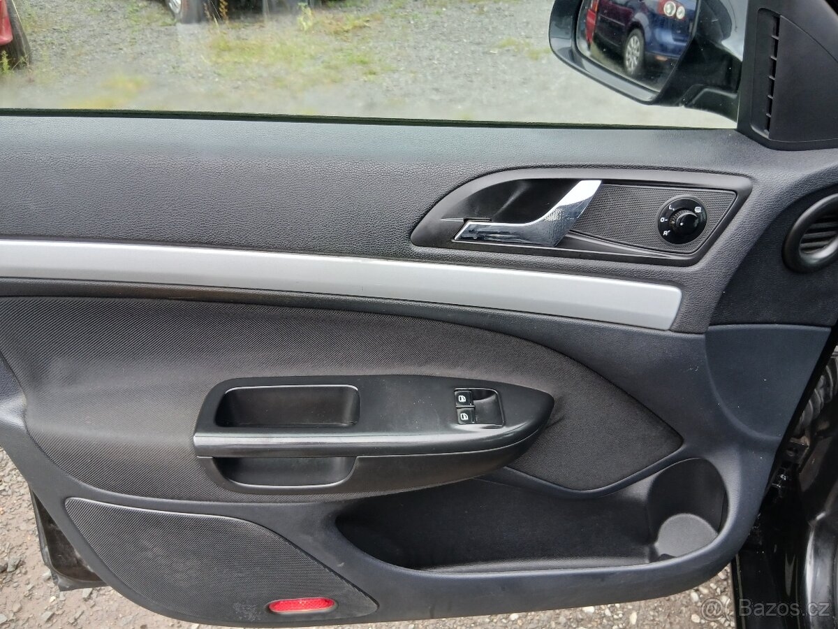 Škoda Octavia, 1.6TDI, ALU, r.v.2011 - 10