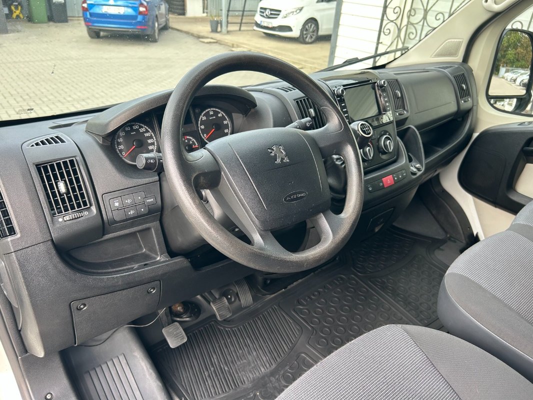 Peugeot Boxer 2.2 HDI 6 Míst 2012 81 kw - 10