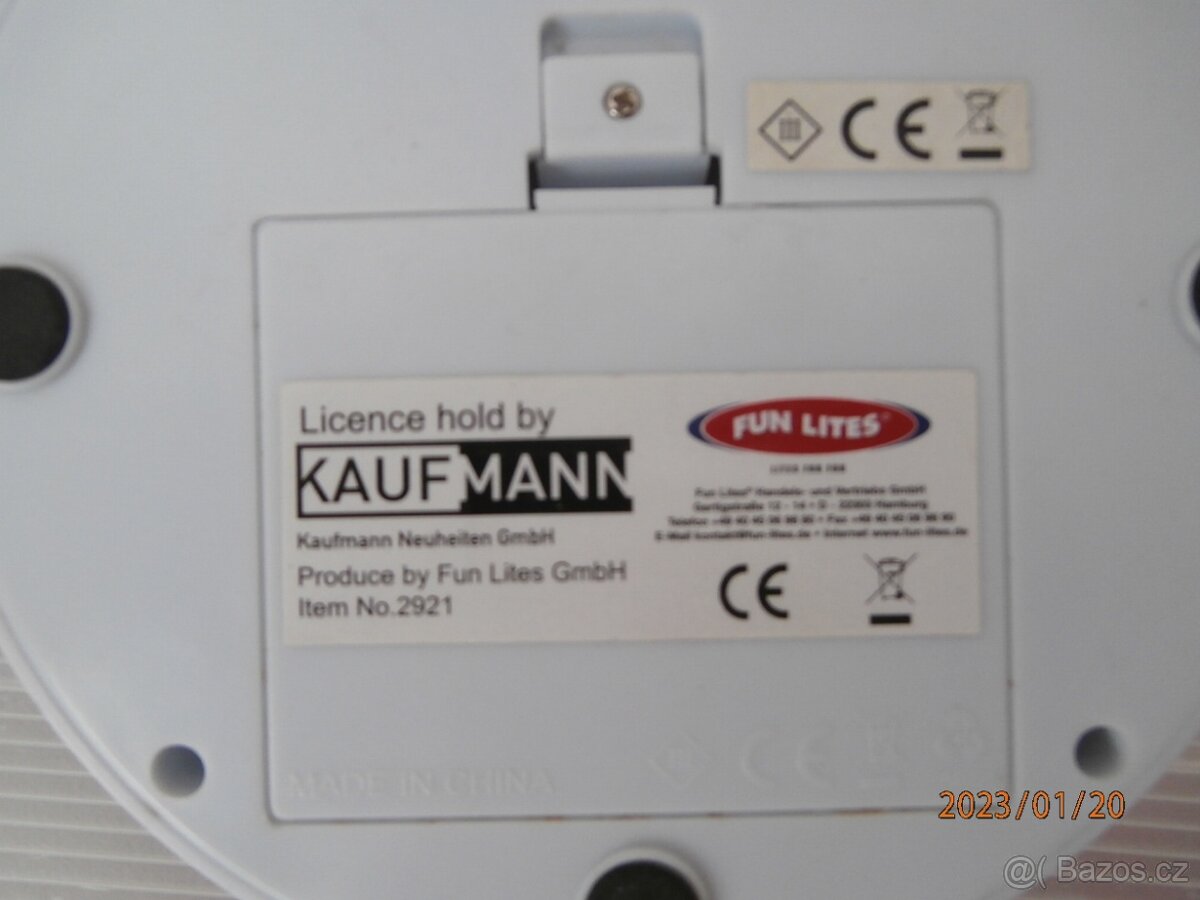 Nástěnná lampička do zásuvky - 10