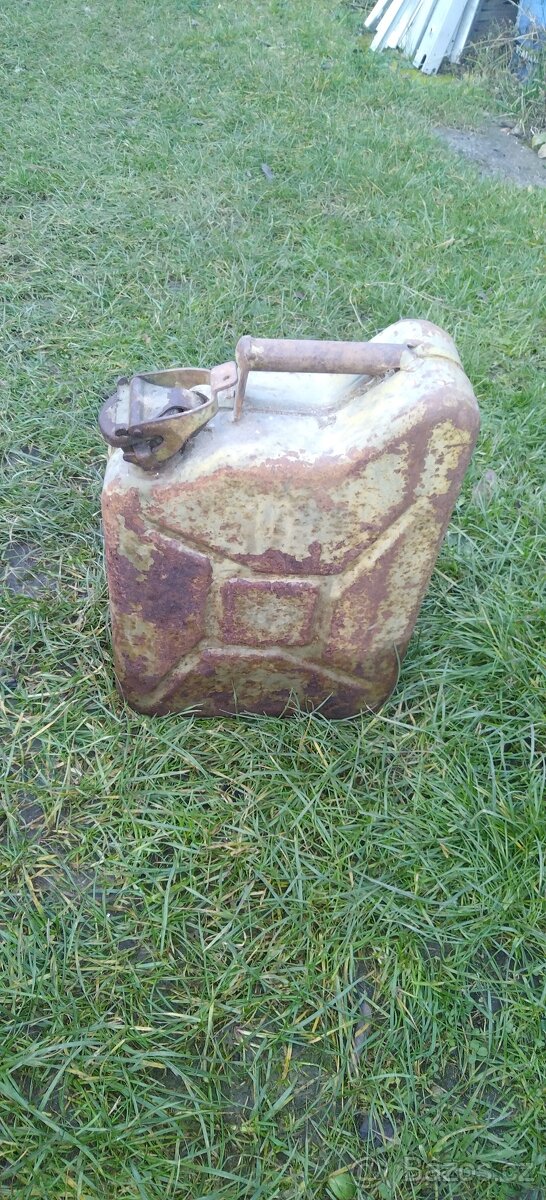 truhlář+železné věci 3 - 10