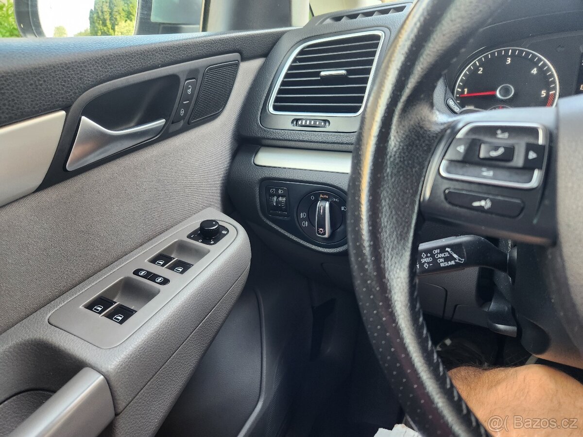 Seat Alhambra DSG 6/2015, 2.0TDI 103kw 156000km, 7 míst - 10