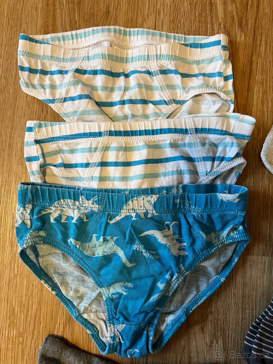 Chlapecký set -13+11ks - trika,roláky,pyžama,svetr-lupilu - 10