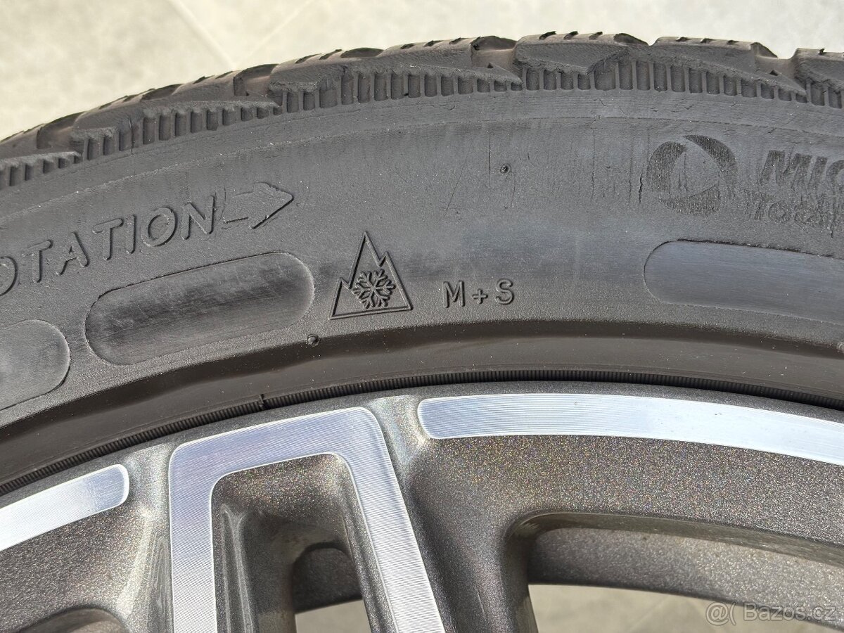 Mercedes E W213 AMG Alu R19 5x112 Zimní Michelin - 10
