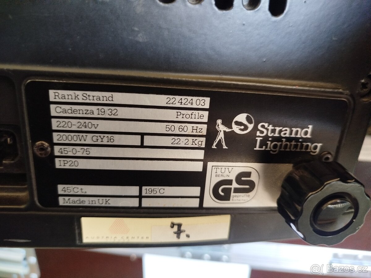 Predám Divadelní reflektor - 10