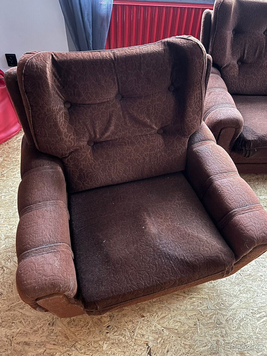 GAUČ A 2 KŘESLA - 10