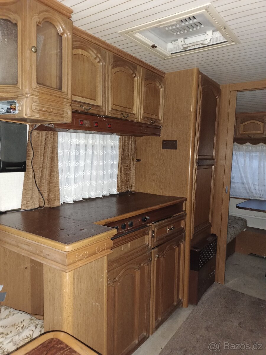 Hobby 495+předstan - 10