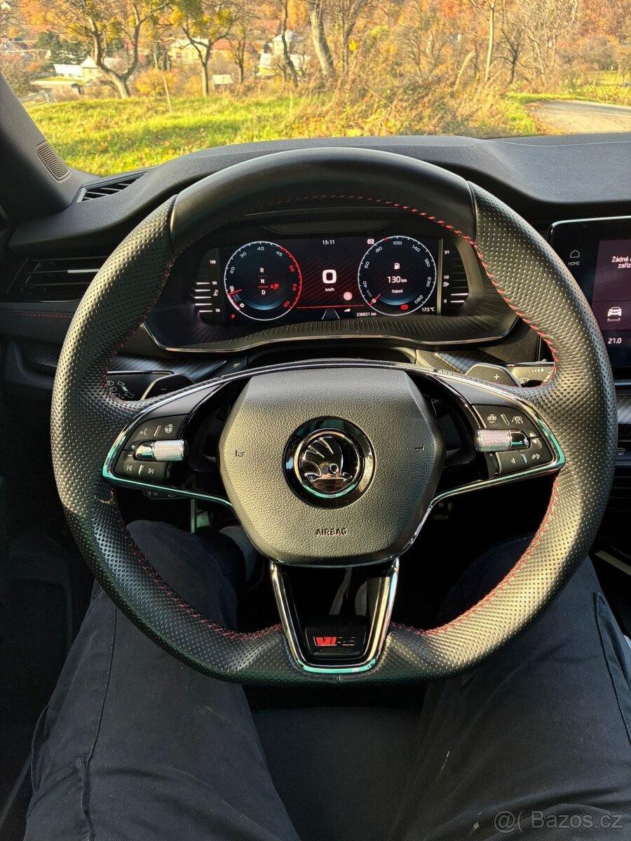 Škoda Octavia 4 RS Combi MY2022 - 10