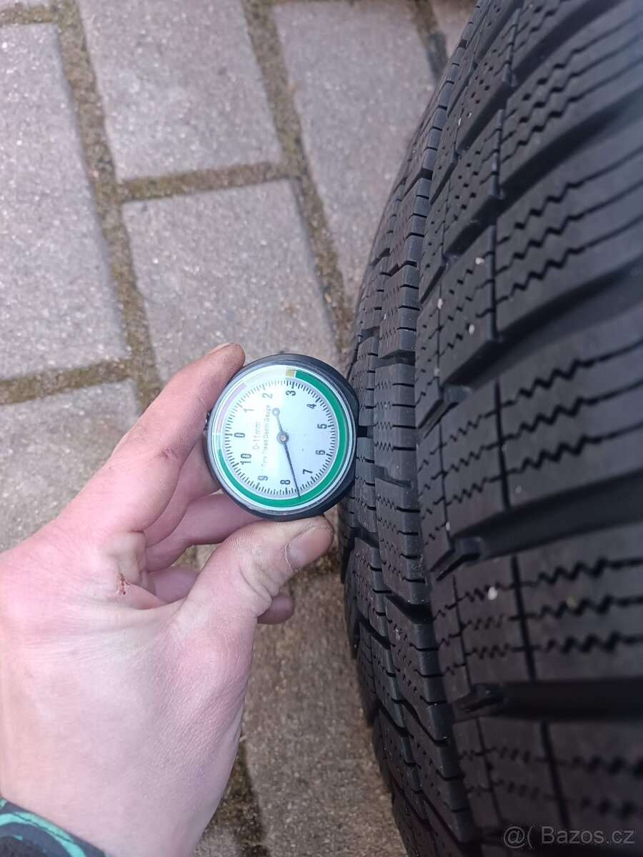 462. Alu kola 5x108 235/55/17 s TPMS Ford - 10