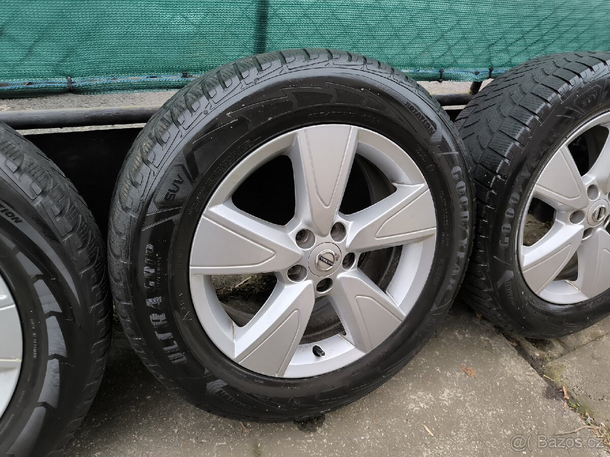 Alu kola Volvo XC40 5x108 r17 Originál,pneu zimní 235/60 - 10