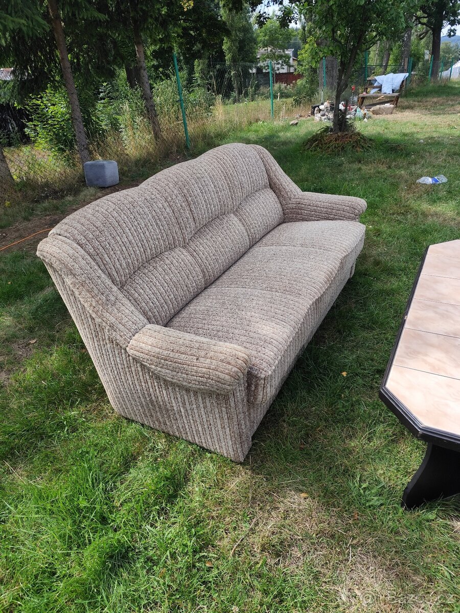 Rozkládací sedačka - 10