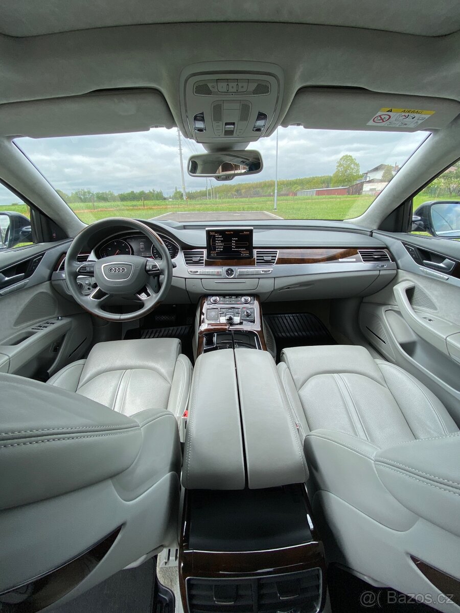 Audi A8 4.2 TDI - LONG; TOP STAV - 10