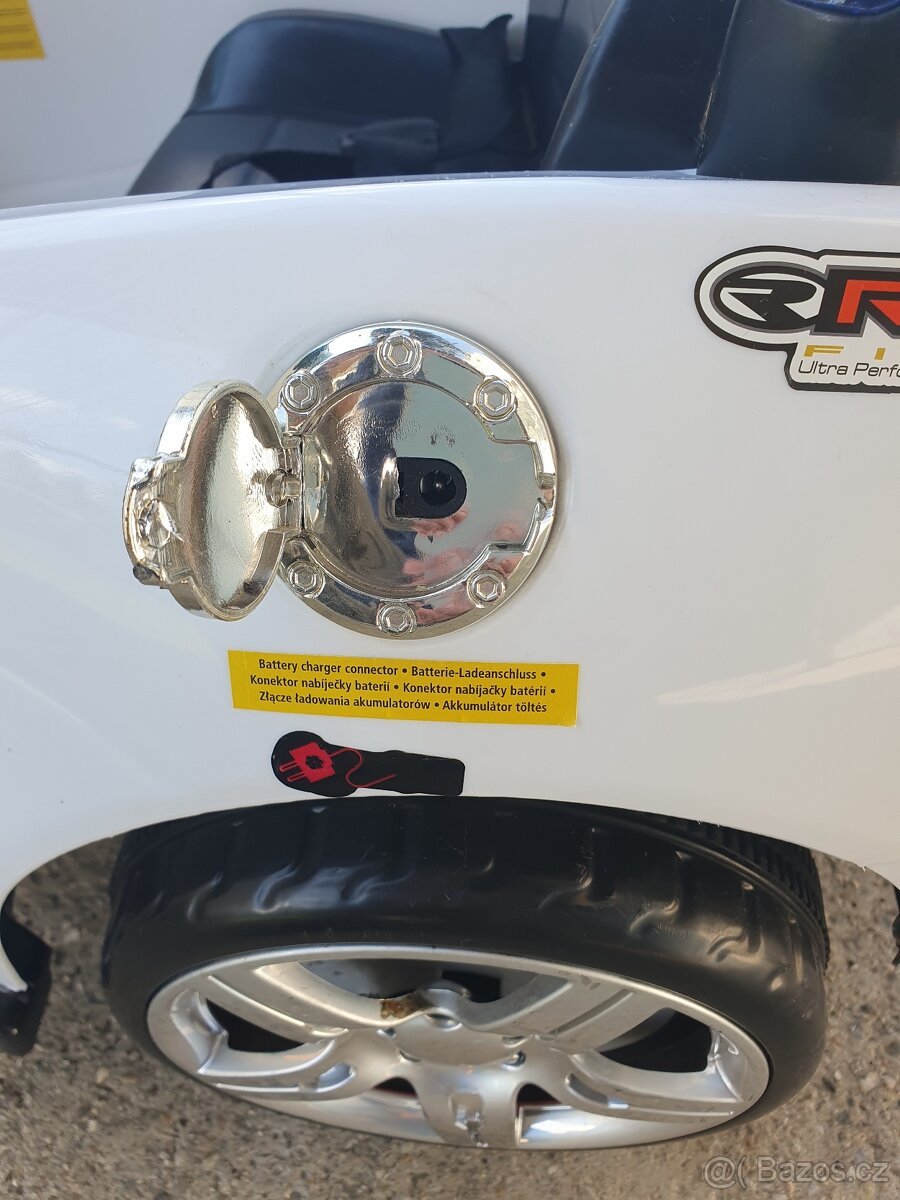 Dětské elektrické auto - 10