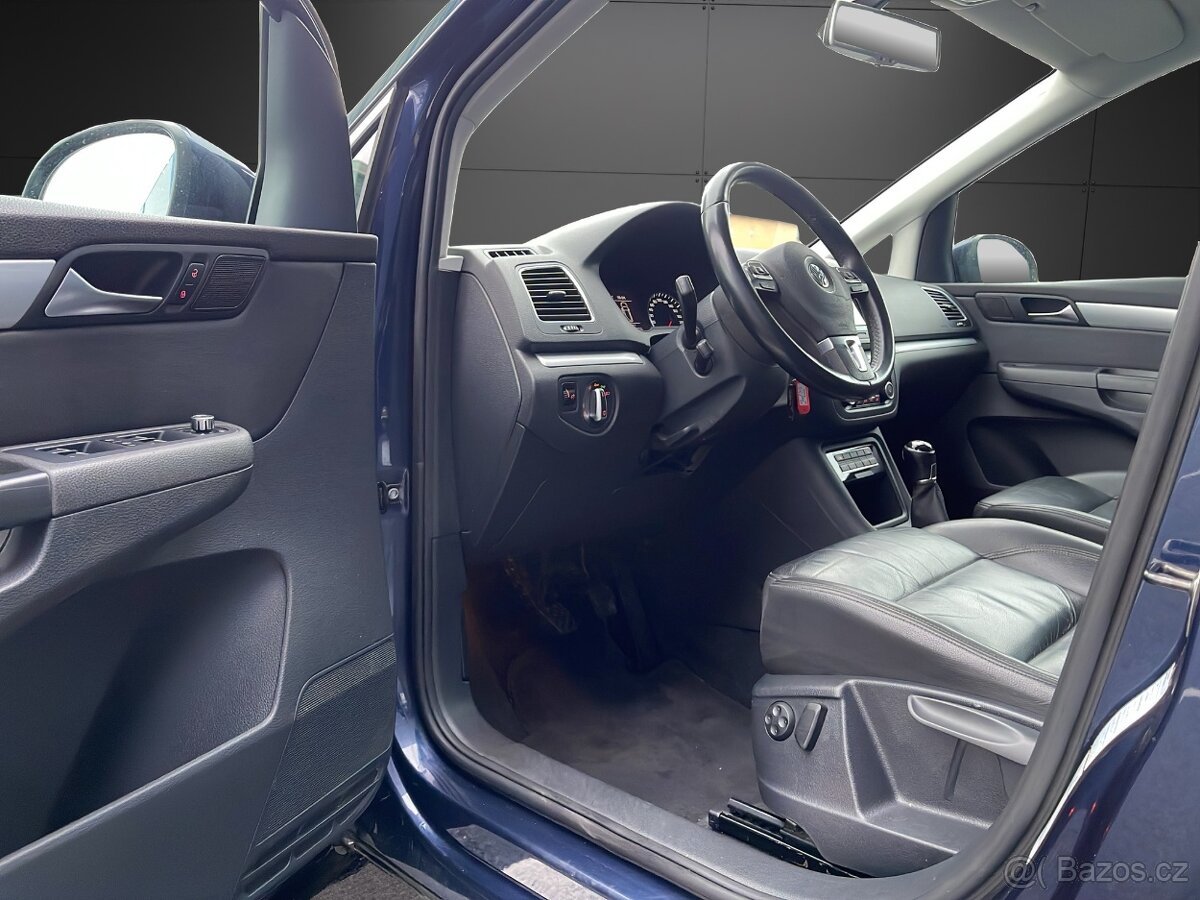 Volkswagen Sharan 2.0tdi/125kw, Highline, pěkný vůz + výbava - 10