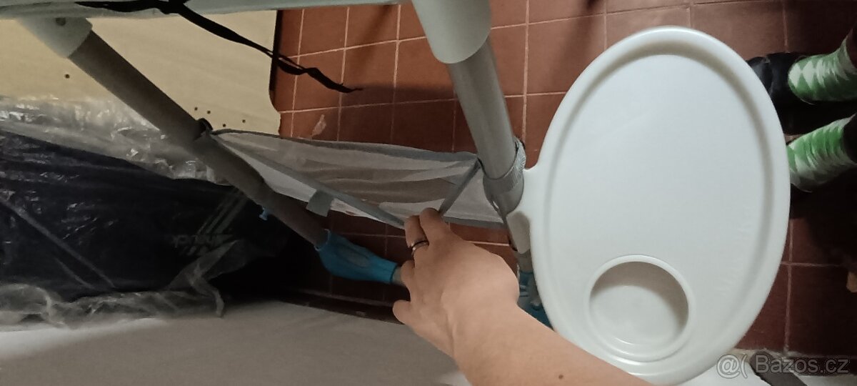 Jídelní polohovatelná židlička - 10