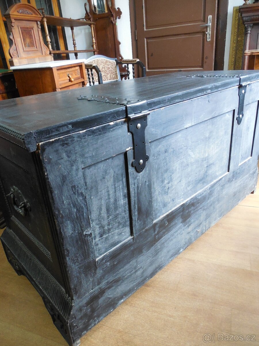 Renesanční truhla - 10