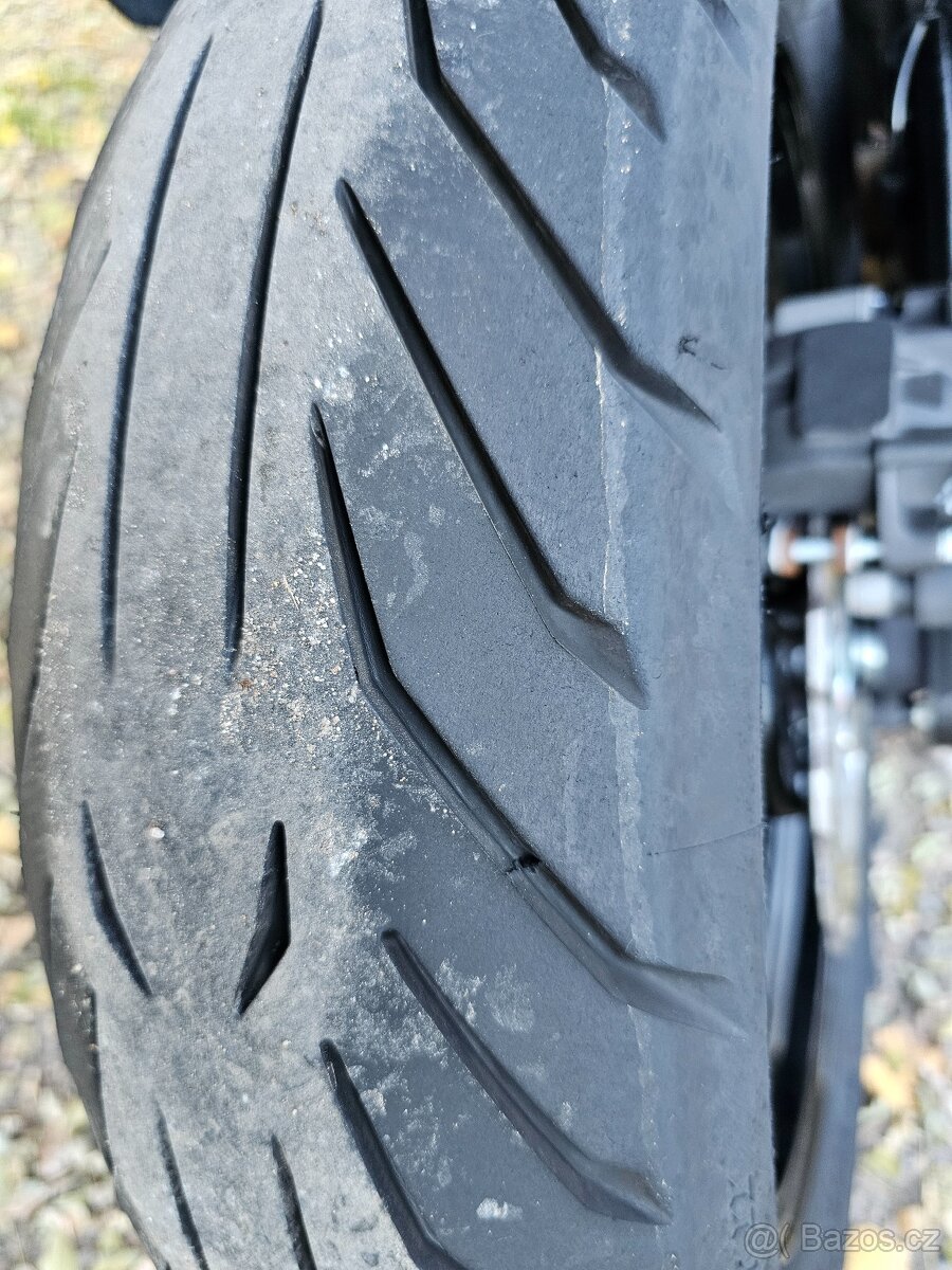 Kawasaki Versys 650 ABS r.v.2022 - 10