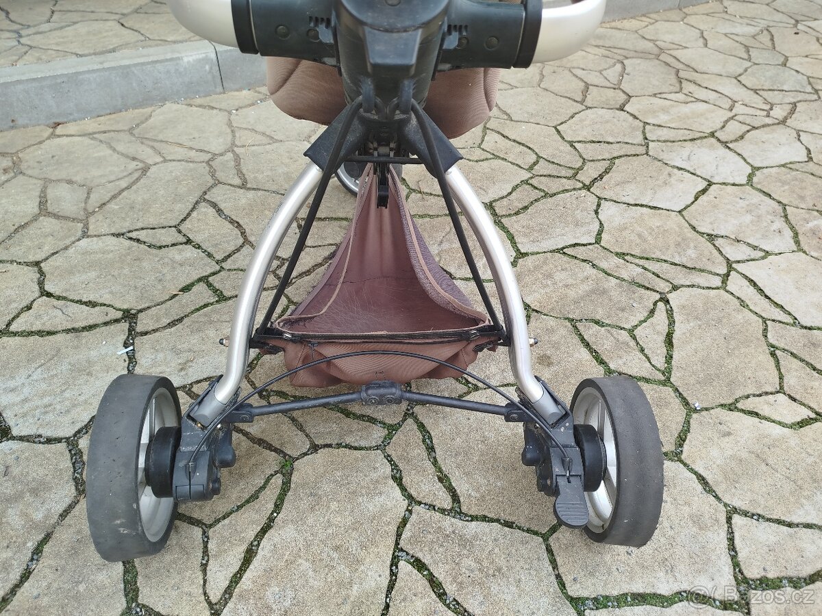 Sportovní kočárek - 10