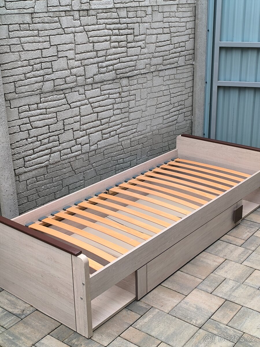 Prodám postel + Matrací ZDARMA - 10