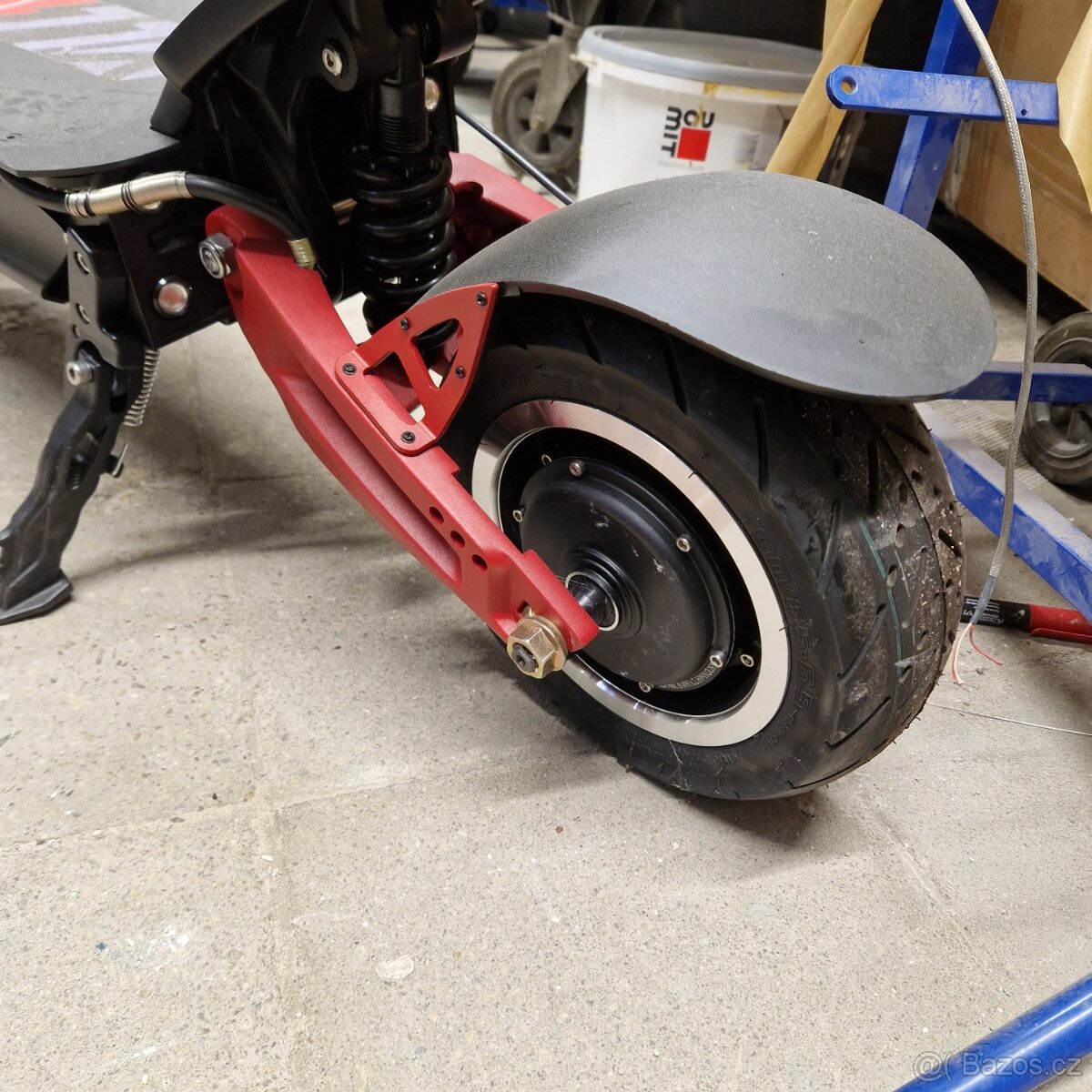 Nová elektrokoloběžka Zero 11X - 10