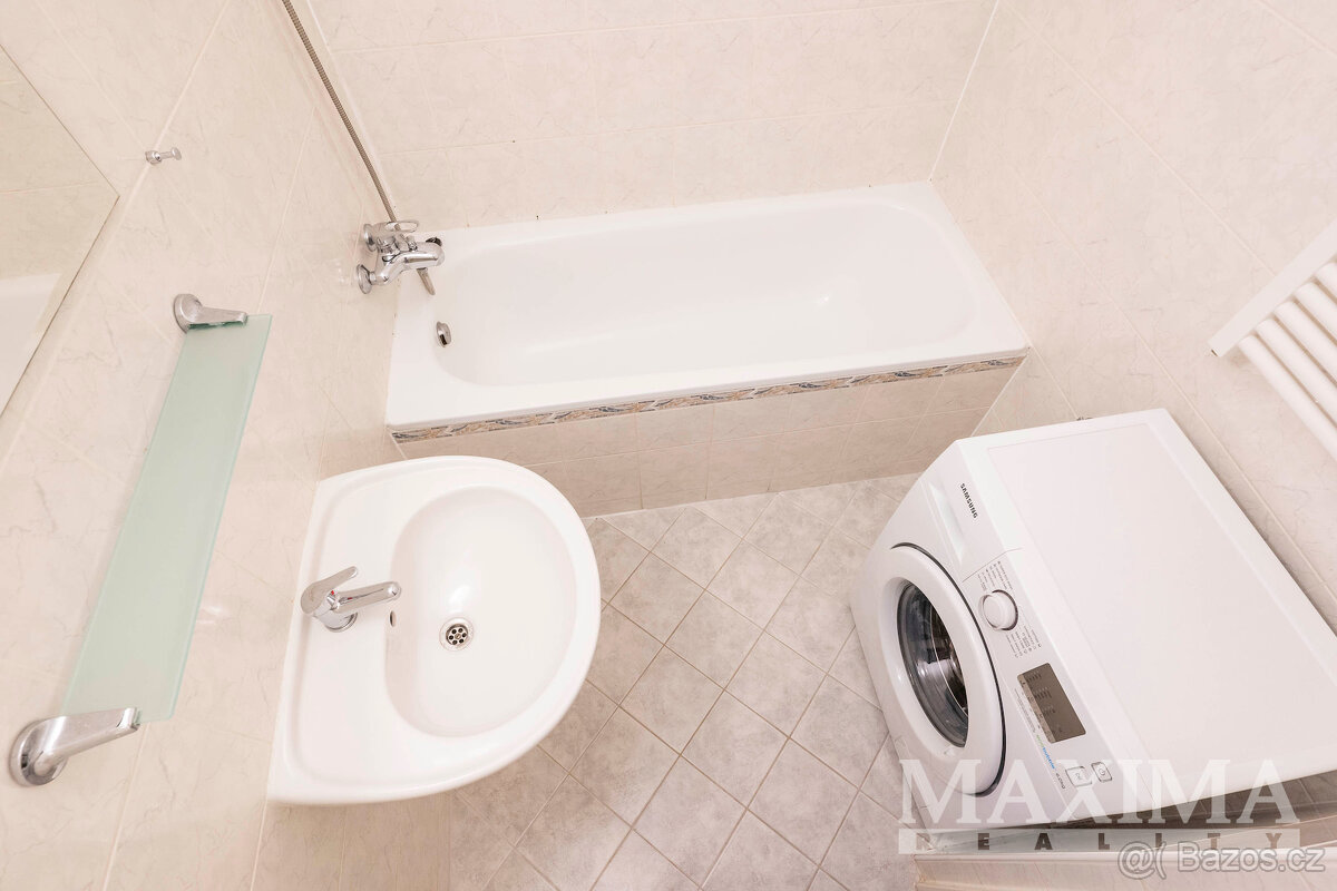 Byt 2+1 o ploše 61 m2 - Karlovy Vary, Drahovice - 10