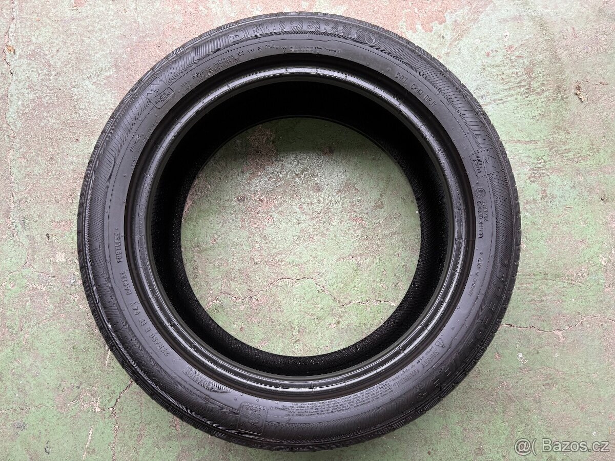 Sada letních pneu Dunlop / Semperit 225/50 R17 - 10