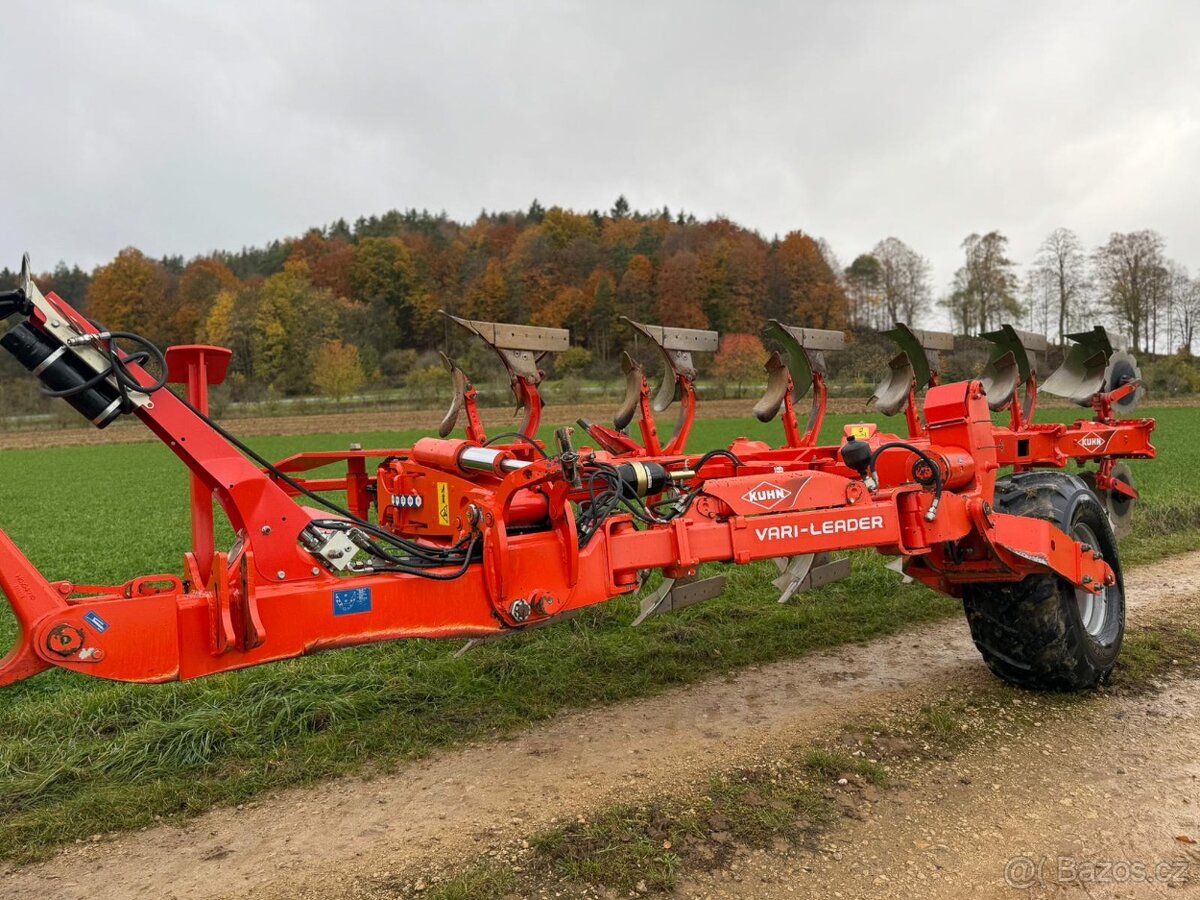 pluh Kuhn Vari Leader hydraulicky jištěný - 10