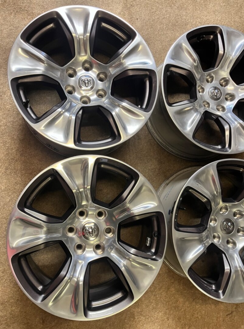6x139.7 R20 Dodge RAM 1500 5.generace + senzor - TOP - 10