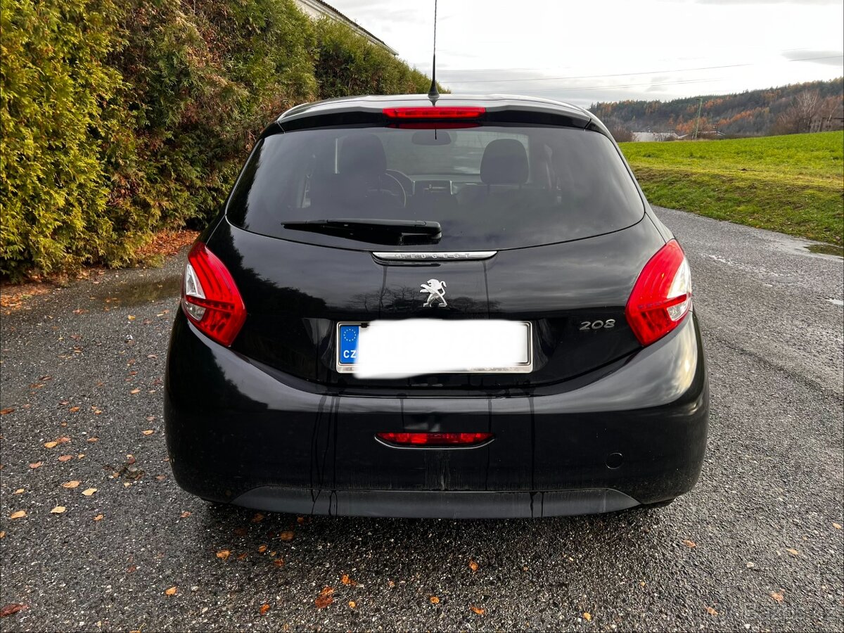 Peugeot 208 1.2i 60kW - 10