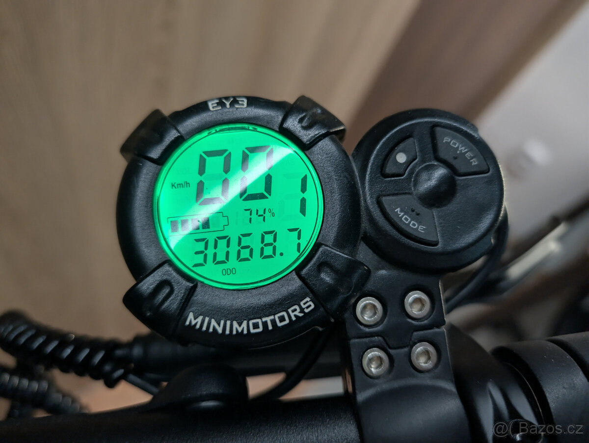 Elektrokoloběžka Dualtron Victor Pro - 10