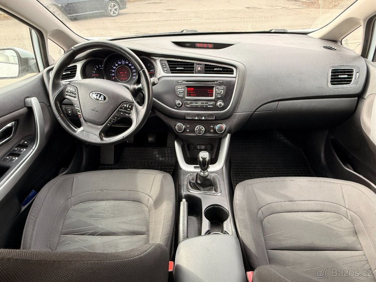Kia Cee´d, 1.4 CRDi Comfort Plus - 10
