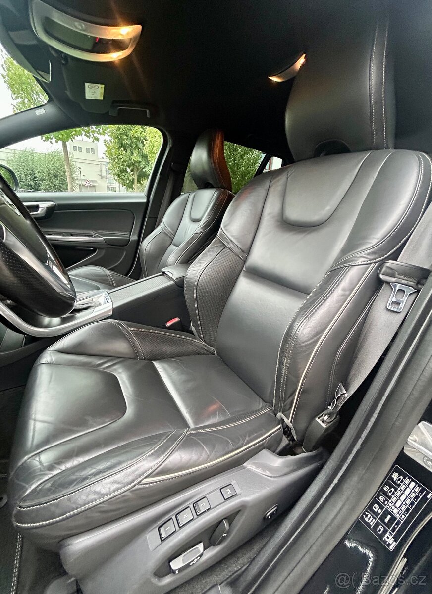VOLVO V60 2.0D3 R-DESIGN-5VÁLCE-AUTOMAT-KUŽE-NAVI-COCKPIT - 10