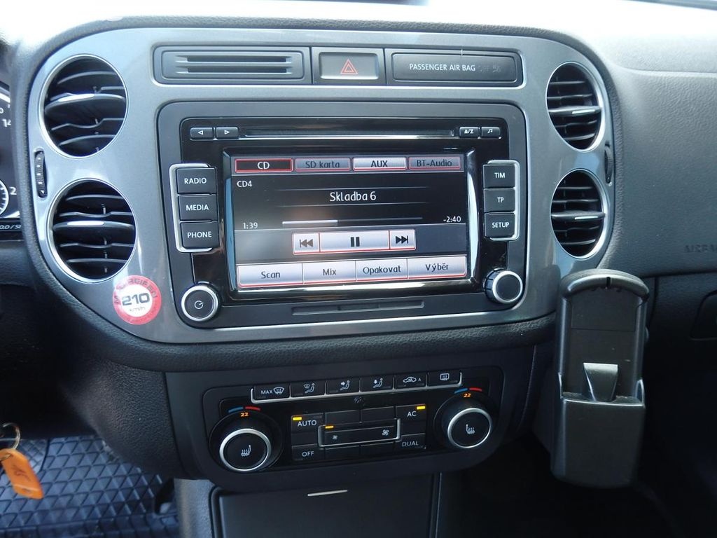 VW TIGUAN1,4 TSi 90KW 02/2012 145 TKM-SERVISKA - 10