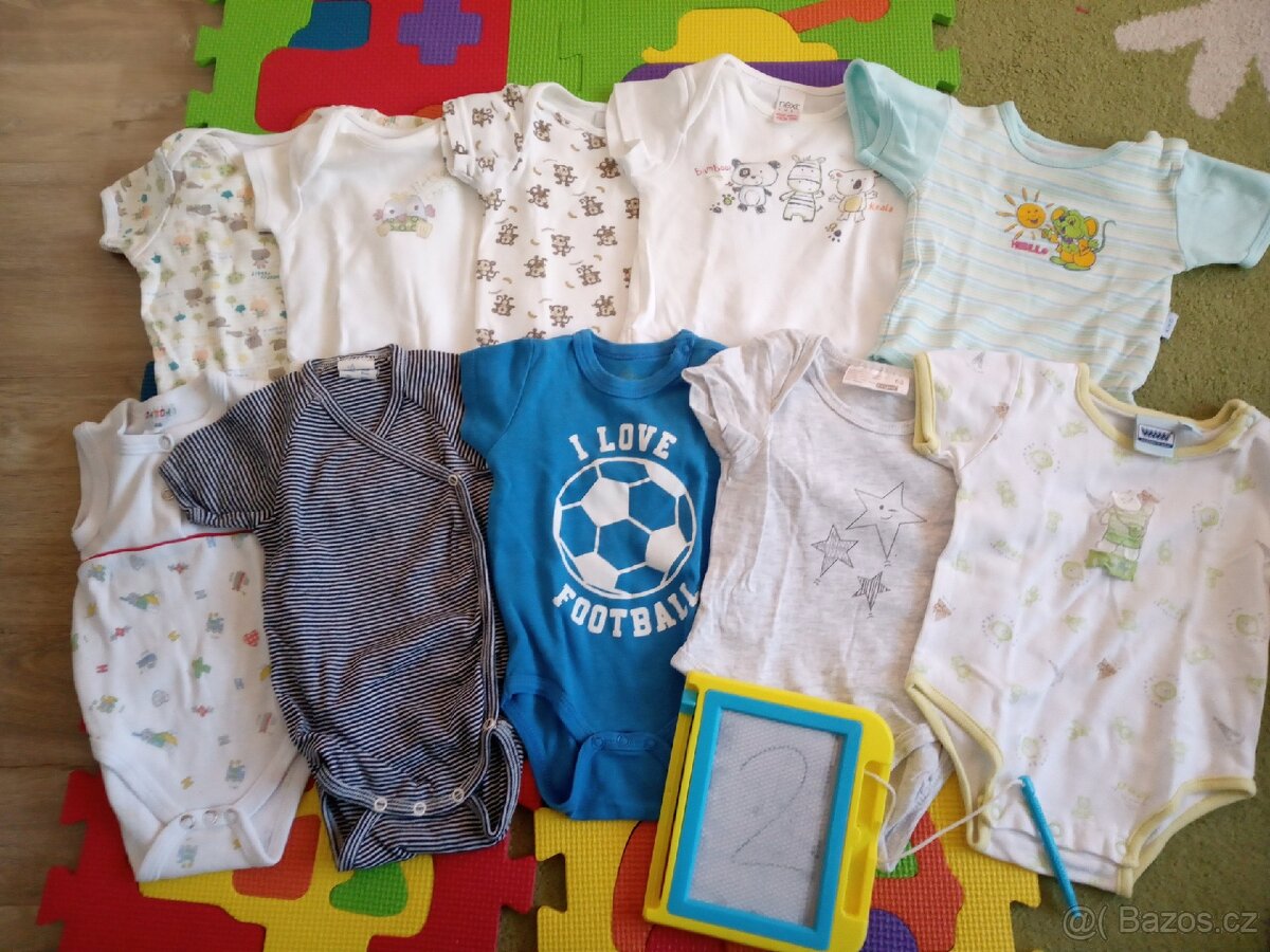 Letní overaly a sety, kraťásky, trička a body kr. r. kluk - 10