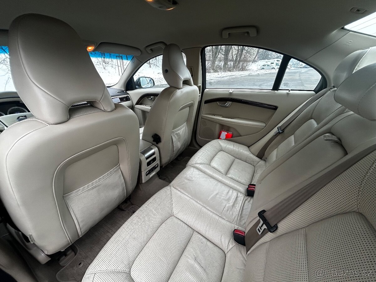 Volvo S80 2.4 D5 151kW AWD. - 10